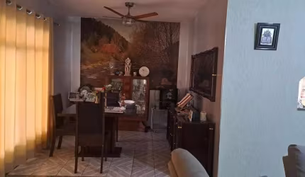 Casa com 3 dormitórios à venda, 140 m² por R$ 765.000 - Vila Tatetuba - São José dos Campos/SP