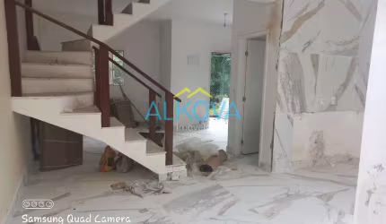 Sobrado à venda, 85 m² por R$ 430.000,00 - Vila São Bento - São José dos Campos/SP