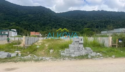 Terreno à venda, 384 m² por R$ 386.000 - Massaguaçu - Caraguatatuba/SP