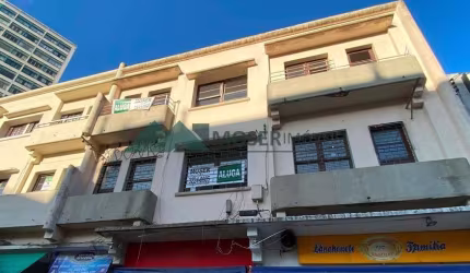 Conjunto Comercial para alugar, 80.00 m2 por R$ 2400.00 - Centro - Curitiba/PR
