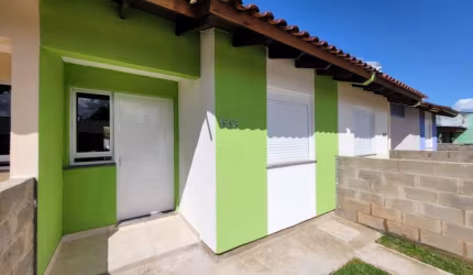 Casa  para Venda em rua Dakar Parque Itacolomi Gravataí-RS