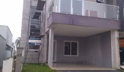 Sobrado à venda no bairro Jansen - Gravataí/RS