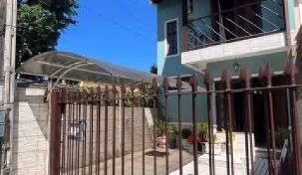 Casa Sobrado à venda em Gravataí  no bairro Bom Sucesso - Gravataí/RS