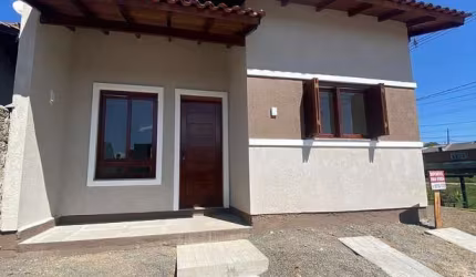 Casa Padrão 2 dormitórios em Condomínio em Gravataí