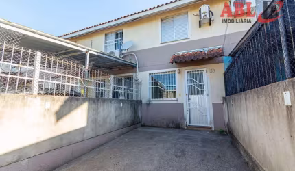 Sobrado à venda no bairro Jardim Betânia - Cachoeirinha/RS