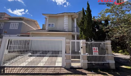 Casa à venda no bairro Vale do Sol Parque da Matriz - Cachoeirinha/RS