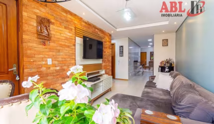 Casa 3 dormitórios em Condomínio