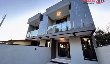 Sobrado Casa com Lareira e Churrasquira à venda no bairro Castelo Branco - Gravataí/RS