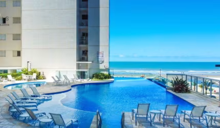 Apartamento 2 dormitórios, frente ao mar e lazer completo