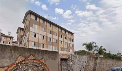 VENDA DE APARTAMENTO NO JARDIM ODETE, EM ITAQUAQUECETUBA/SP, 50m² com 2 quartos, sala, cozinha, lavanderia e 01 vaga. CONSULTE-NOS.