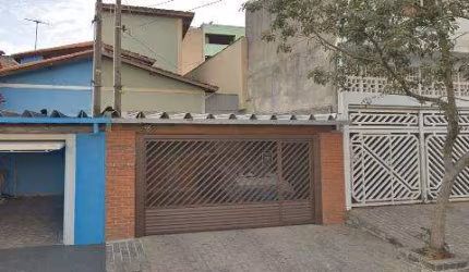 VENDA DE CASA NO JARDIM AMARAL, EM ITAQUAQUECETUBA/SP, 132m² com 02 dorm, garagem coberta e área de lazer com churrasqueira e redário. CONSULTE-NOS.