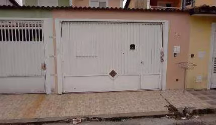 VENDA DE CASA NO JARDIM BELA VISTA, EM GUARULHOS/SP, 125m² com 3 suítes,cozinha com planejados, área gourmet com churrasqueira e 4 vagas. CONSULTE-NOS