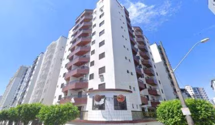 VENDA DE APARTAMENTO NA PRAIA GRANDE/SP, 80m² com quarto, suíte, sala com varanda, piscina, churrasqueira, 1 vaga e a 2 quadras da praia. CONSULTE-NOS