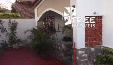 VENDA CASA LOCALIZADA NO BAIRRO SESC EM SUZANO COM A/T 145m² e A/C 360m² distribuídos em 3 dormitórios, 2 banheiros, 2 salas, cozinha. CONSULTE-NOS.