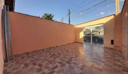 VENDA DE CASA TÉRREA NO BAIRRO MARROCOS, EM ITANHAÉM/SP DIVISA COM MONGAGUÁ, OPORTUNIDADE, 170m², 2 quartos, cozinha americana. CONSULTE-NOS.