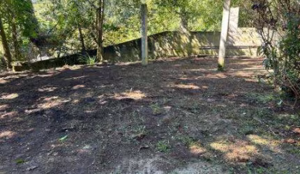 VENDA DE TERRENO NO BAIRRO RETIRO, EM ARUJÁ/SP, 1.440m². CONSULTE-NOS.