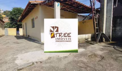 VENDA DE CASAS TÉRREAS NA VILA ORLANDA, EM SANTA ISABEL/SP, 500m² com quarto, banheiro, sala de estar, cozinha americana e fogão a lenha. CONSULTE-NOS