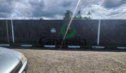 Terrenos com excelente localização para venda na Praça do Rocio - Cananéia - SP