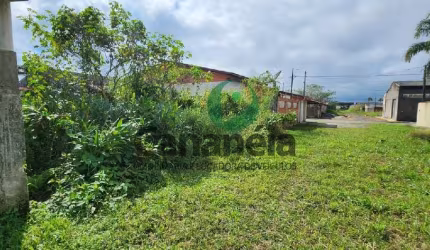 Terreno com 300 m2 na Vila Cabana - Cananéia / SP