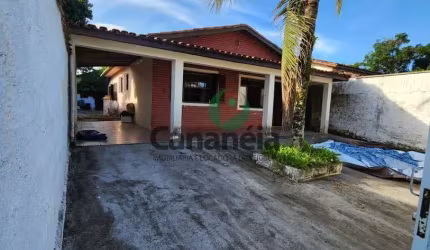 Casa para venda no Acaraú com 2 dormitórios (1 suíte) - Cananéia/SP