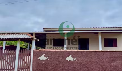 Casa para venda no bairro Balneário Cristina com 3 dormitórios (1 suíte) - Ilha Comprida/SP