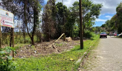 Terreno à venda na Rua Clodoveu José de Lima, Morro São João, Cananéia por R$ 230.000