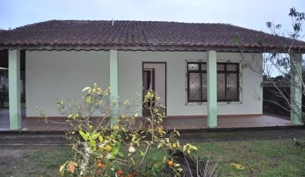 Ótima casa para venda 3 dormitórios (1 suíte) no Acaraú - Cananéia - Litoral Sul de SP