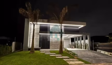 Casa Alto Padrão, 3 dormitórios, 2 banheiros, Pedra Branca, Palhoça/SC - 360-1076