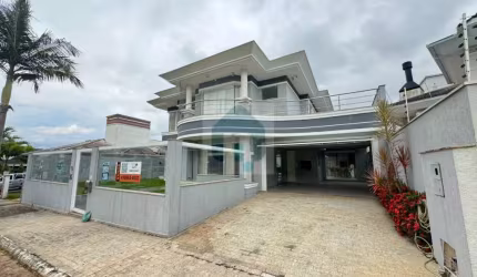 Casa de 3 dormitórios à venda em Pedra Branca, Palhoça/SC - CA1210