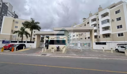 Apartamento 02 dormitórios, 01 suíte, 01 vaga de garagem,  Pagani, Palhoça/SC - AP612-1099