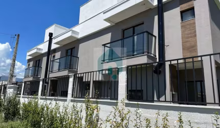 Sobrado Geminado a venda, 3 dormitórios, sendo 1 suíte, 1 vaga de garagem na Nova Palhoça, Palhoça/SC - SO001-737