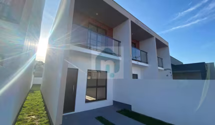 Casa Geminada  02 quartos, 02 vagas,no bairro Sertão do Maruim, em São José-SC - CA282-1086