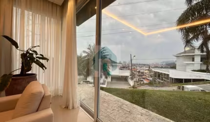 Casa de Luxo , 3 suítes, no Condomínio Fechado Bosque das Mansões em São José/SC - CA260-589