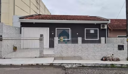 Casa a venda, 2 dormitórios, sendo 1 suíte, Forquilhas, São José/SC - CA1235