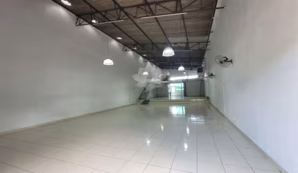 Barracão / Galpão / Depósito para alugar no Caetetuba, Atibaia , 350 m2 por R$ 9.000
