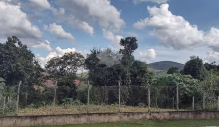Terreno em condomínio fechado à venda no Condomínio Portal dos Nobres, Atibaia  por R$ 375.000