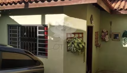 Casa com 2 quartos à venda na Chácara Parque São Pedro, Atibaia , 65 m2 por R$ 395.000