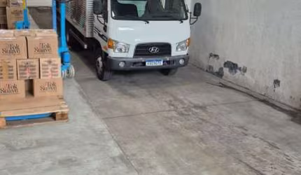 Galpão para Locação em Cangaiba - 1000m² por R$27.000