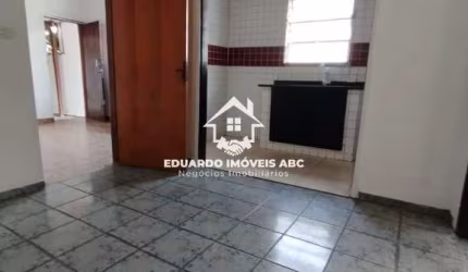 REF:5419. Casa Térrea para Venda no bairro Fundação, 2 dorm, 2 vagas, 80 m. Ótima localização.