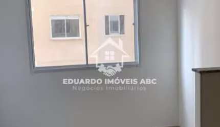 REF 8123. Apartamento 2 dormitórios. Sem garagem. Vila Ema - São Paulo