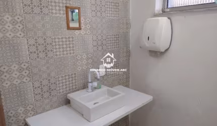 REF:9955. Sala Comercial para Locação..