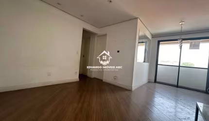 3 dormitórios. 1 banheiro. 1 vaga na garagem. Ótima localização - Rudge Ramos - São Bernardo do Campo - SP