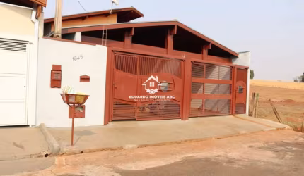 REF 10062 - Casa para Venda, com casas no quintal para renda, 260 m².