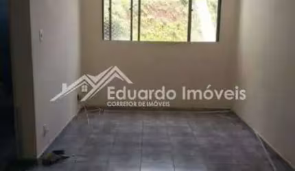 2 dormitórios. 1 vaga na garagem. Ótima localização em São Mateus!