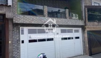 REF 4695. 2 dormitórios 1 suíte. 1 vaga . Ótima localização. Aceitamos Caução