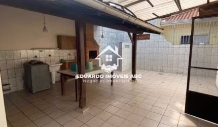 Casa (Casa Padrão) para Venda, 2 dorm(s), 1 suite(s), 4 vaga(s), 192 m²