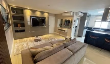 MOBILIADA, DECORADA e EQUIPADA COM AUTOMAÇÃO