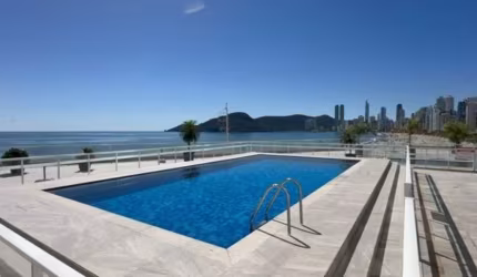 Oportunidade na Av. Atlântica! 3 Dorms Mobiliado.