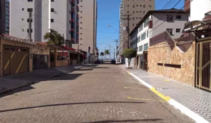 Sobrado com 3 dormitórios à venda, 178 m² por R$ 680.000,00 - Vila Guilhermina - Praia Grande/SP