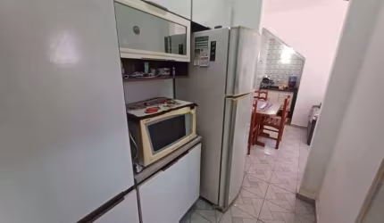 Kitão com 1 dormitório à venda, 36 m² por R$ 180.000 - Vila Guilhermina - Praia Grande/SP